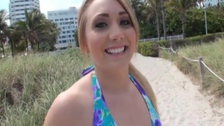 Beach bootie have sex - aj applegate